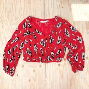 astr red poppy cropped blouse – floral pleated wrap fit - M - EUC
